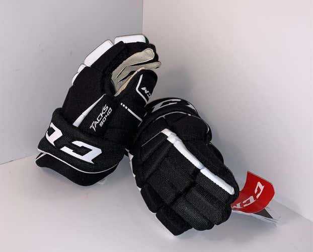 New Black Senior CCM Tacks 9040 14"  Gloves