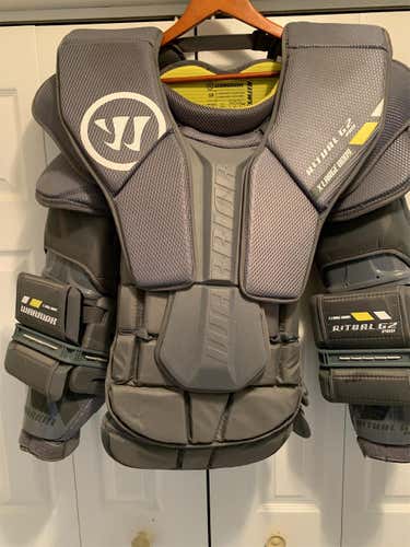 Senior XL Warrior Ritual G2 Classic Pro Chest and Arm Protector Goalie Chest Protector