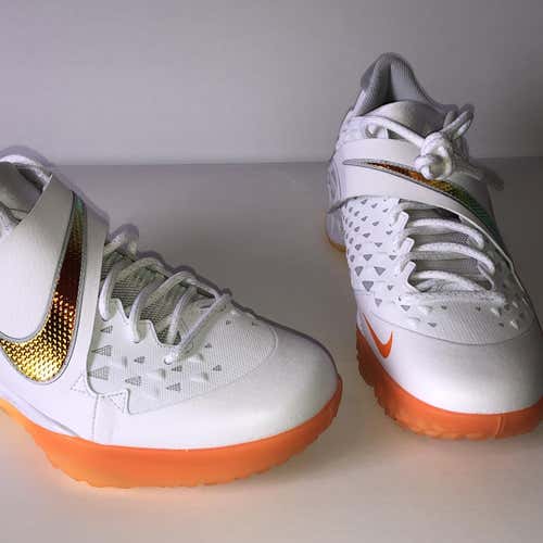 White Men's Trainers Nike