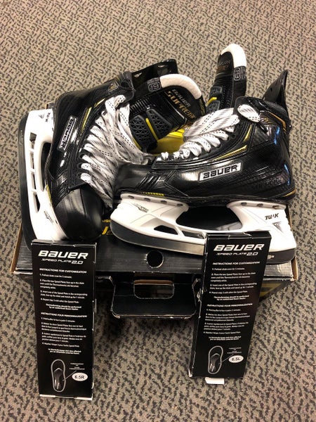 Senior Bauer Supreme 2S Pro Regular Width  Size 6.5 Hockey Skates