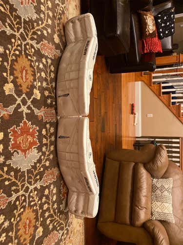 White Intermediate 31" Bauer Reactor 7000  Goalie Leg Pads