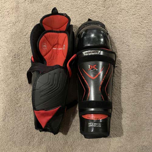 Senior Bauer Vapor 1X Lite Shin Pads