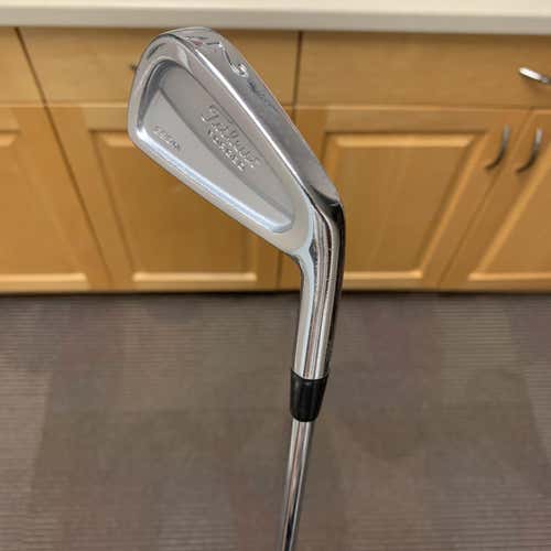 Titleist 690 CB 2-iron Stiff