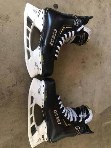 Senior Bauer Supreme 2S Regular Width  Size 7 Hockey Skates
