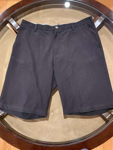 Adidas Golf Shorts (36)