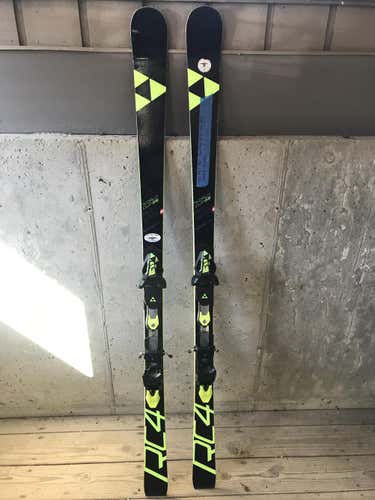 Used 2018 Fischer Racing RC4 World Cup GS Junior 160 Skis With Bindings