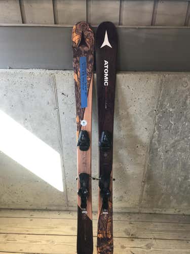 Used Kid's 2018 Atomic All Mountain Bent Chetler 153 Skis With Bindings