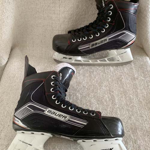 Senior Bauer Vapor X400  Size 9.5 Hockey Skates