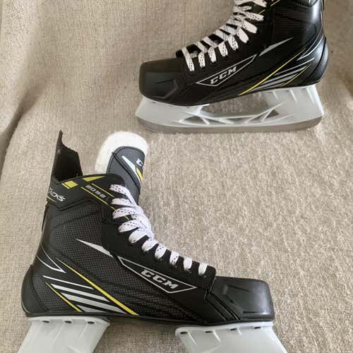 Senior CCM Tacks 2092 Regular Width  Size 9.5 Hockey Skates