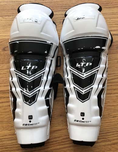 Junior CCM LTP Shin Pads 11” Shinguards