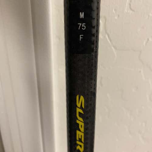 Senior Right Handed Super Tacks AS1 Toe Pattern Pro Stock Hockey Stick