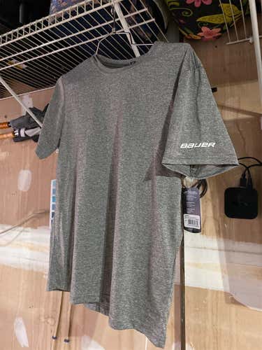 Gray Jr. Large Bauer Shirts