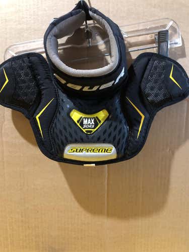Used Bauer Supreme Goalie Neck Guard Jr