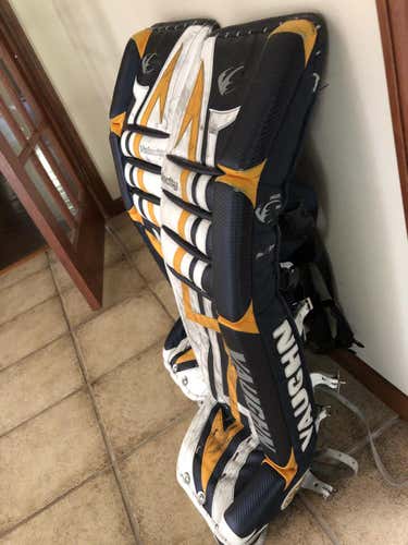 Used 36" Vaughn Velocity 7200 Goalie Leg Pads