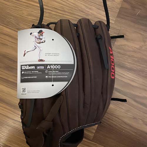 New Right Hand Throw A1000 12.5" Baseball Glove