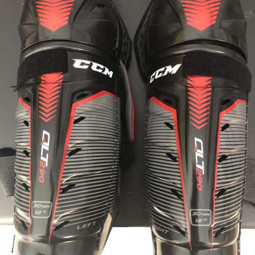 Junior CCM QuickLite Shin Pads