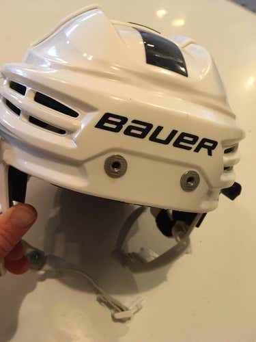 White Used Youth Bauer Prodigy Helmet - Size 6