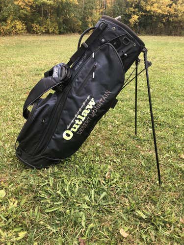 Nike Outlaw Desert Course Golf Bag
