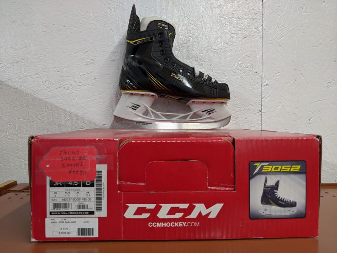 CCM Tacks 3052 Skates - Jr. 4.5D NEW