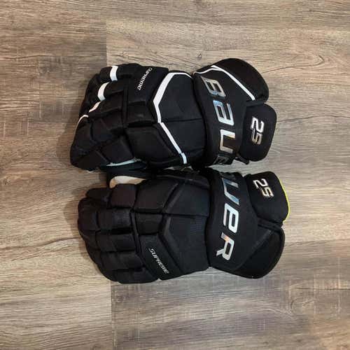 Black Senior Bauer Supreme 2S 14"  Gloves
