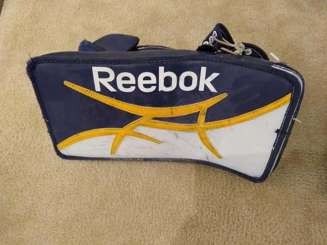 White Used Senior Reebok Regular Revoke PS 9000 in Buffalo Sabres colors