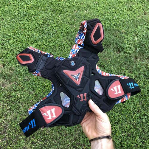 Warrior Nation Ultralyte Shoulder Pads - Medium