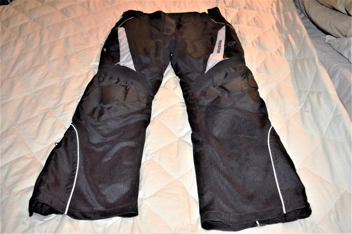 Fieldsheer Protective Riding Pants w/Removable Lining, Size 18
