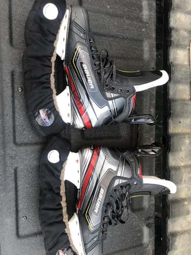 Used Senior Bauer Vapor 2X Pro Hockey Skates Regular Width Size 6.5