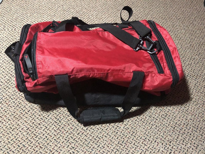 VINTAGE Air Jordan duffle gym bag, red/black, embroidered logos