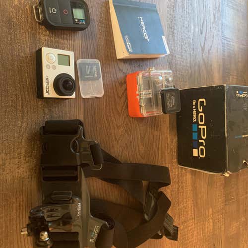 GoPro Hero 3+ Black Edition (lost Charger)