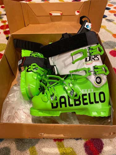 New, Never Used Unisex Racing DRS Soft Flex Ski Boots