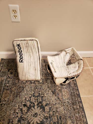 White Used Senior Reebok Regular 18K