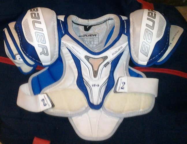 Junior Large Bauer Nexus 1N Shoulder Pads