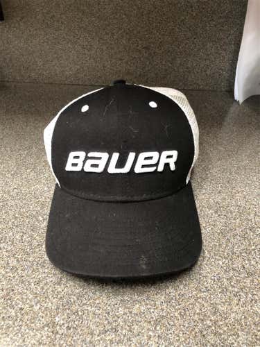 Black Snap Back Bauer Hat