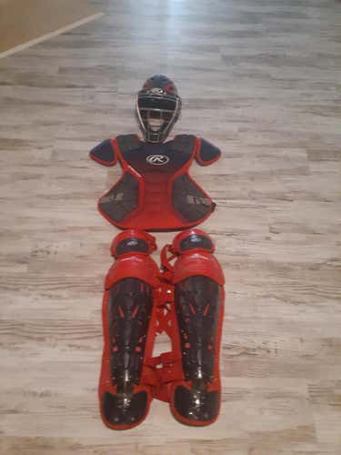 Adult Used Rawlings Velo Catcher's Set