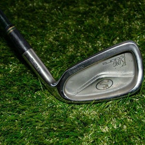 King Cobra 	Oversize Senior	4 Iron 	RH 	38.75"	Graphite 	Seniors	New GRIP