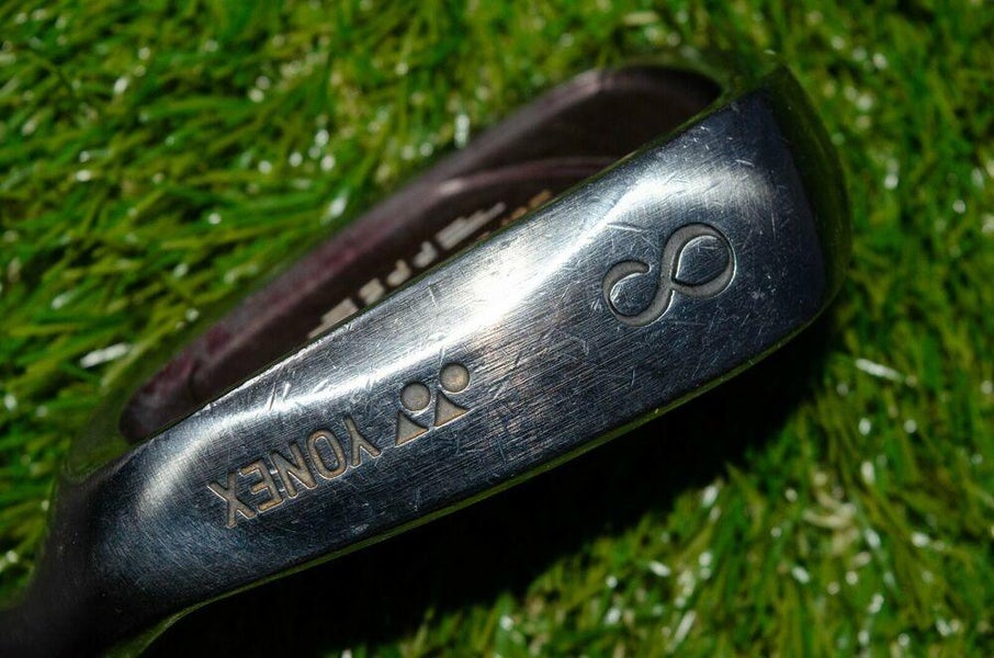 Yonex	Super ADX 200	8 Iron 	Right Handed 	35.5"	Graphite 	Ladies	New Grip