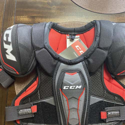 Junior Medium CCM Jetspeed Ft370  Shoulder Pads