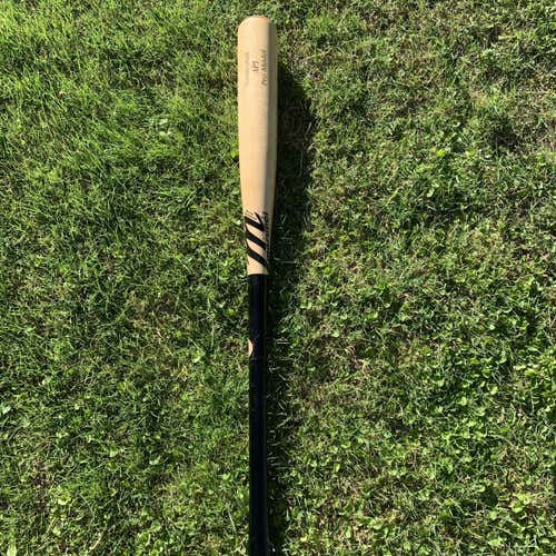 High School/College Wood AP5 Pro Model (-3) 29 oz 32" Bat