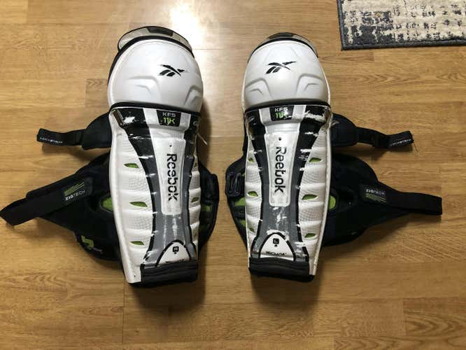 Used Senior Reebok 11K Shin Pads (14")
