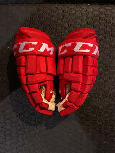 Red Senior CCM HG97 15" Pro Stock Gloves