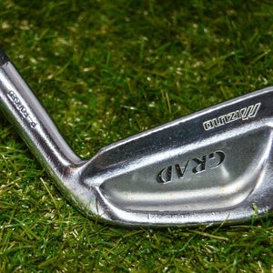 Mizuno 	Grad	4 Iron 	Right Handed	38.25"	Steel 	Stiff	New Grip