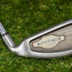 Callaway 	Big Bertha X-12 	4 Iron 	Right Handed 	38.5"	Steel 	Stiff	New Grip
