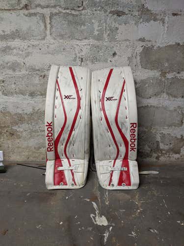 White Used Senior 34" + 2" Reebok XLT28 Goalie Leg Pads