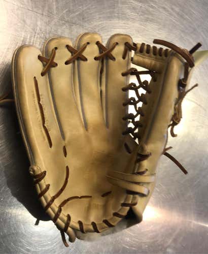 Marucci Used Left Hand Throw 12.75" Baseball Glove