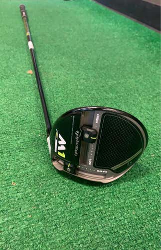 TaylorMade Used Right Handed Men's Stiff Flex 10.5 Loft Driver
