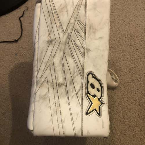 White Intermediate Regular Subzero 7.0