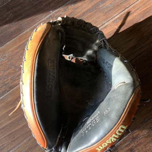 Brown High School/College Catcher's A2000 32.5" Baseball Glove