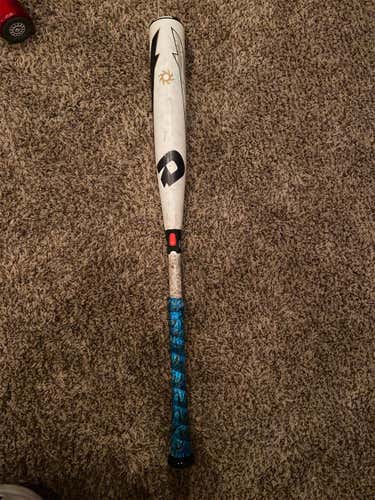 High School/College 2019 Hybrid Voodoo Balanced (-3) 28 oz 31" Bat