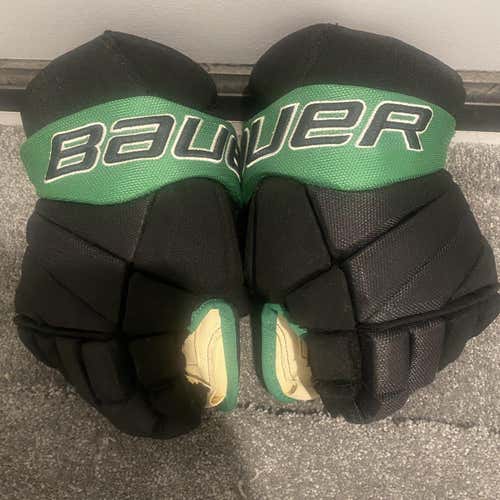 Black Senior Bauer Vapor Pro Team 13" Pro Stock Gloves